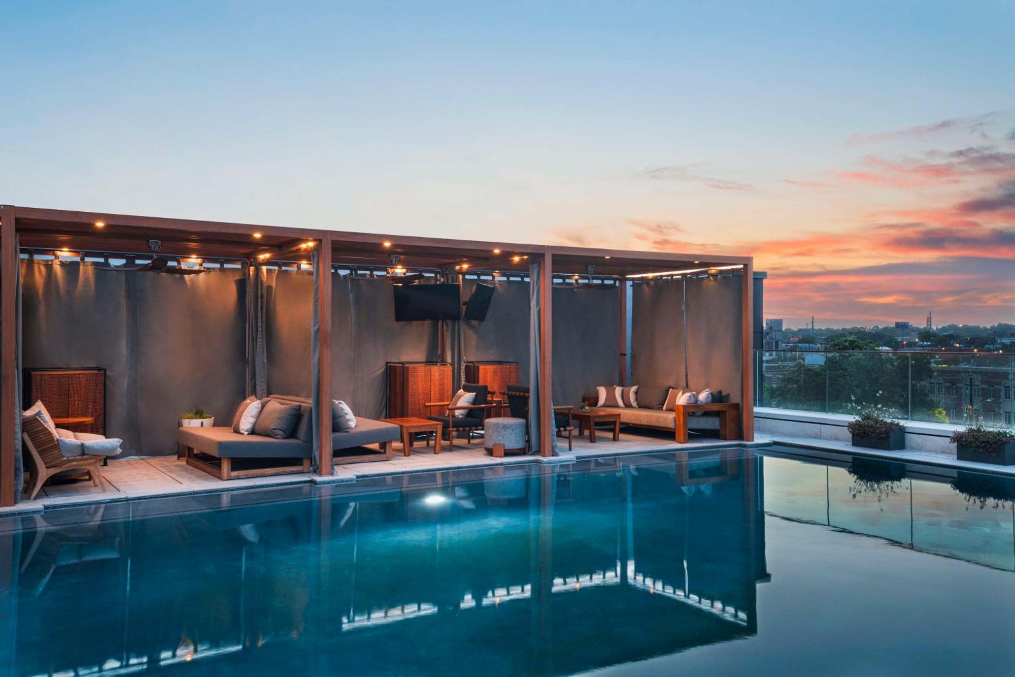 Thompson San Antonio - Riverwalk, By Hyatt Exterior photo