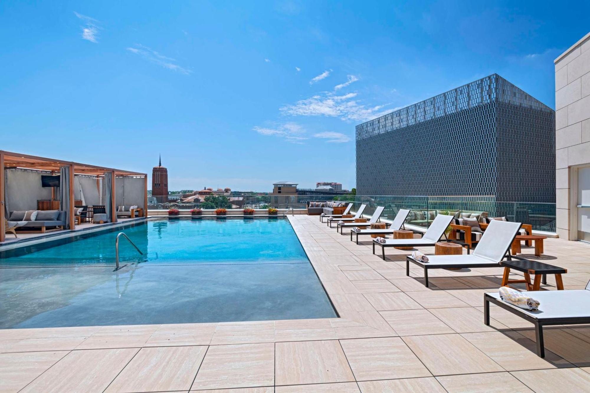 Thompson San Antonio - Riverwalk, By Hyatt Exterior photo
